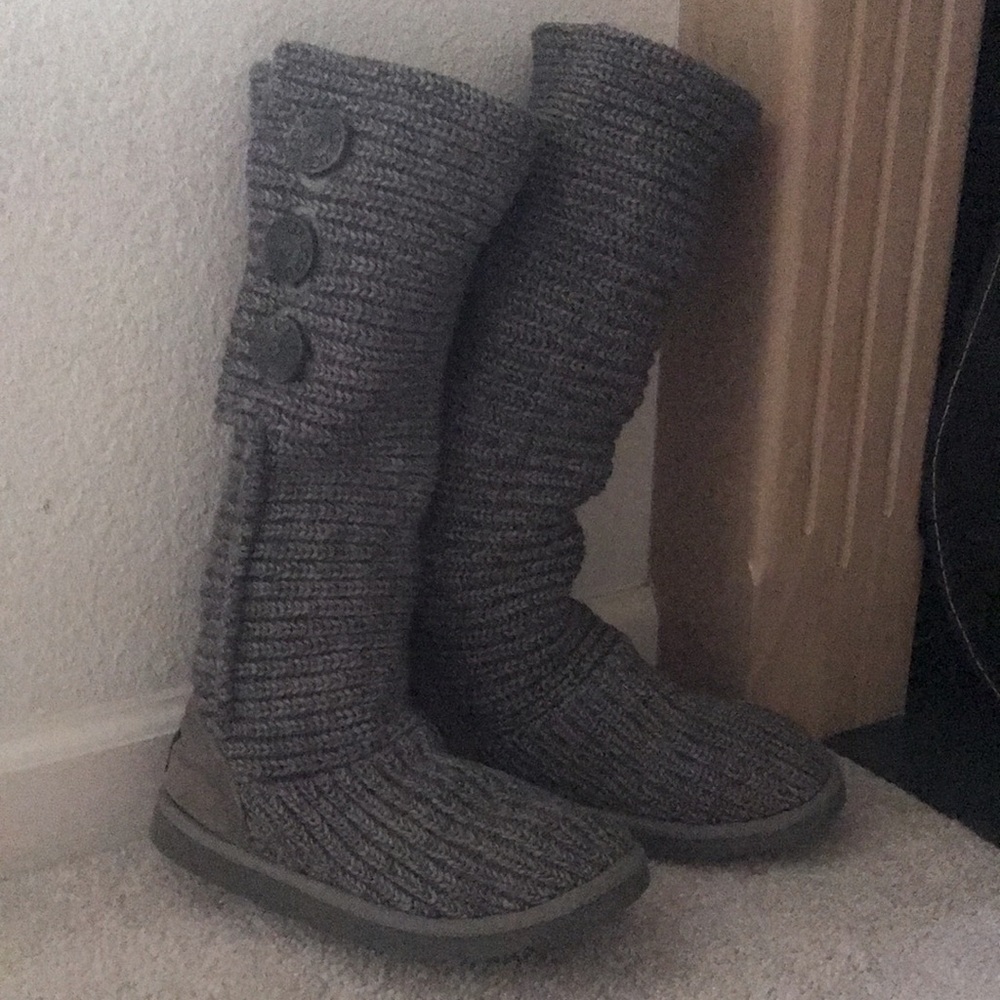 UGG Sweater Boots SZ 6